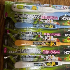 ポケモン歯ブラシ４本の画像