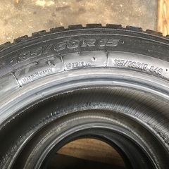 スタッドレスタイヤ　185-60-15の画像