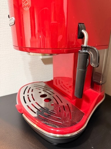 イタリア赤　デロンギ　エスプレッソマシン おまけ付き イタリア赤 デロンギ エスプレッソマシン おまけ付き