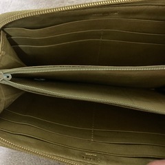 プラダ　　ナイロン　長財布　の画像