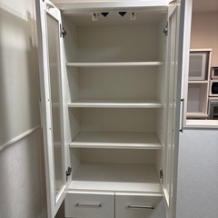 食器棚 ①の画像