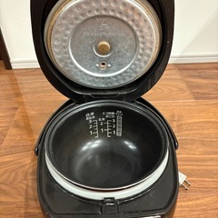 三合炊　炊飯器(しゃもじ、計量カップ付)の画像
