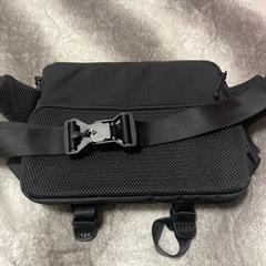 ボディバッグ ブラックの画像