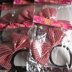 大きなリボンのカチューシャ　11本　(ピンク５本　シルバー６本) 包材に劣化がありますの画像