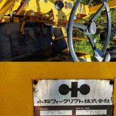 コマツ フォークリフトの画像