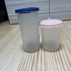 タッパウェア　保存容器　2個セットの画像