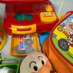 アンパンマンおもちゃセットの画像