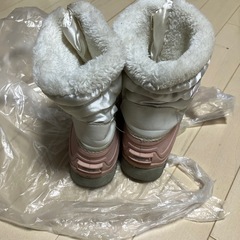 スノーブーツ　20cm lGNIOの画像