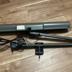 日立 卓上電気スタンド
の画像