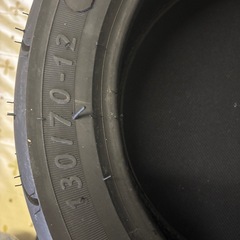 130-70-13新品同様タイヤの画像