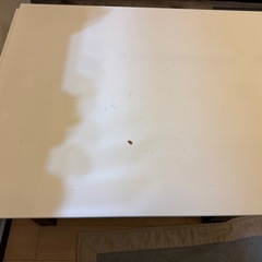 伸縮可能なダイニングテーブルの画像