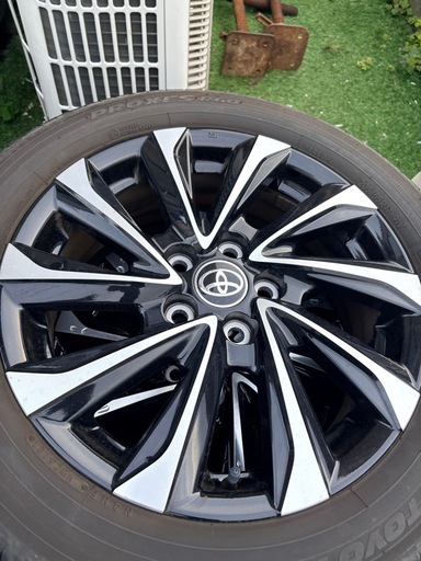 あちち様 未使用】【最終値下げ!!】90系新型ノアSZの17インチタイヤ．ホイール4