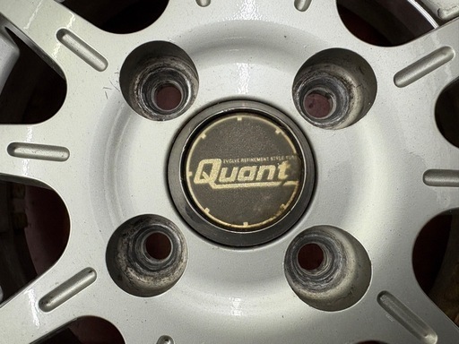 13インチアルミホイール タイヤ付 4本セット 4.0J +42 Quant pcd100 4穴 
