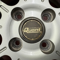 13インチアルミホイール タイヤ付 4本セット 4.0J +42 Quant pcd100 4穴 の画像