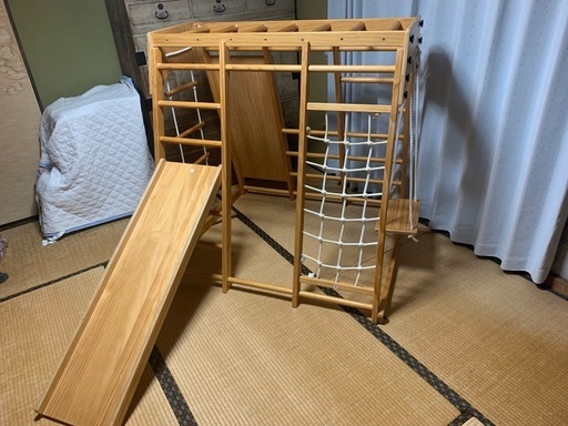 ｛使用済み］室内木製折り畳み式ジャングルジム　滑り台付き　耐荷重40kg