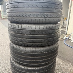 215/45/R17 タイヤ2025年製造
末使用に近い の画像