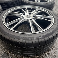 215/45/R17 タイヤ2025年製造
末使用に近い の画像