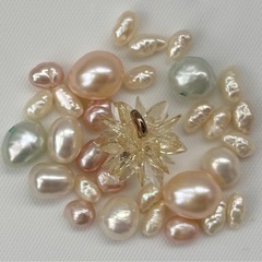 淡水パール　30粒　ジルコニア雪の結晶　淡水パールバロック　ハンドメイド素材　パール ハンドメイド素材 両穴 淡水
の画像