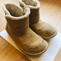 クロックス スノーブーツ ボア 軽量 ブーツ ショートブーツ　雪遊び　男女問わずの画像