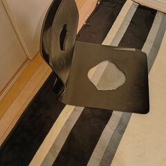 座椅子（木製、ブラック）　2つ@杉並区の画像