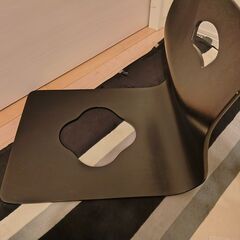 座椅子（木製、ブラック）　2つ@杉並区の画像