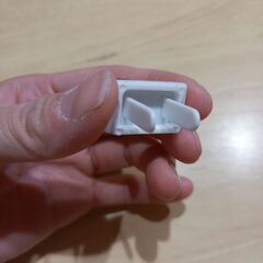 ⚠️0円出品⚠️コンセントカバー4つ(ハンドメイドの物)(インコ・猫)の画像