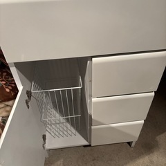 超美品　無料　ニトリ　棚　シェルフ　飾り棚　ランドリーボックスの画像