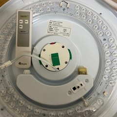 LEDシーリングライトの画像