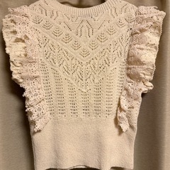 ⦅美品⦆ ZARA（ザラ）ノースリーブフリルレースサマーニットの画像