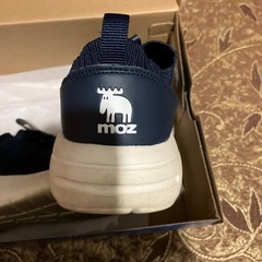モズ　スニーカー　　24の画像