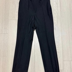 新品黒高橋志津奈23区コラボエディターズパンツ36ブラックオケージョンにもの画像