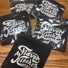 ミニポーチ4個　　プランターカバーにいかが？の画像