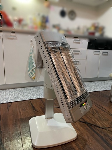 ⭐︎ CORONA DH-1113R コロナ コアヒート 遠赤外線ストーブ 暖房機器