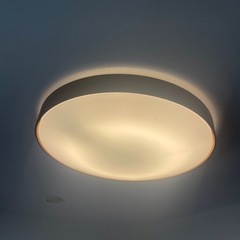 art work studio 照明の画像