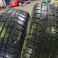 215/65R16 スタッドレス　セット　エクストレイル純正　114.3 5Hの画像