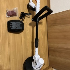 草刈機 充電式 18V 充電器付きの画像