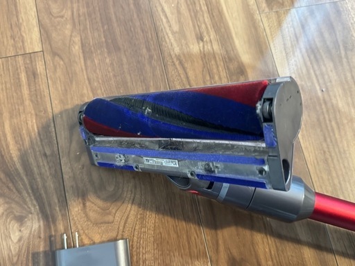 ダイソン　Dyson V8 Fluffy+towerのスタンドセット