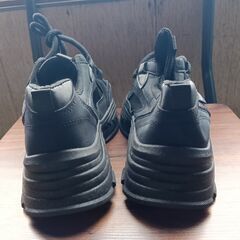 新品 24.5cm レディース スニーカー ブラック 厚底 シューズ 識別番号:【N599-S】の画像