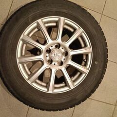 スタッドレスタイヤの画像