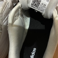 adidas スニーカー　　21.5
の画像