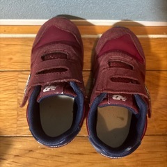 New Balance 子供靴の画像