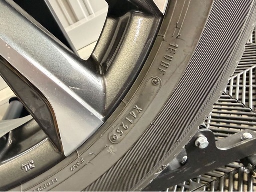 ヴォクシー90系　純正タイヤホイールセット
