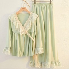 新品レース付きライトグリーンパジャマセットの画像