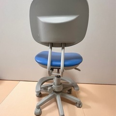 デスクチェアの画像