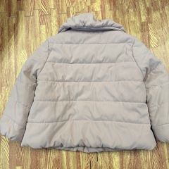 petit main アウター　90cmの画像