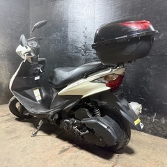 ★支払総額8.2万円★定休日なし！いつでも現車確認可能です！ スズキ アドレスV125S 白 CF4MA 人気のV125！ Sタイプ！ リアボックス付き！ フロントディスクブレーキ！ サイスタ付き！　の画像