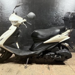★支払総額8.2万円★定休日なし！いつでも現車確認可能です！ スズキ アドレスV125S 白 CF4MA 人気のV125！ Sタイプ！ リアボックス付き！ フロントディスクブレーキ！ サイスタ付き！　の画像