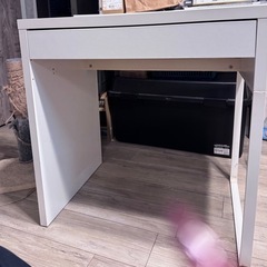 IKEA   机 パソコンデスクの画像