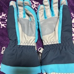 デサント　グローブ　　ジュニアSサイズの画像