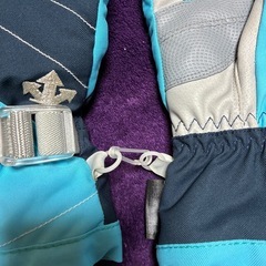 デサント　グローブ　　ジュニアSサイズの画像